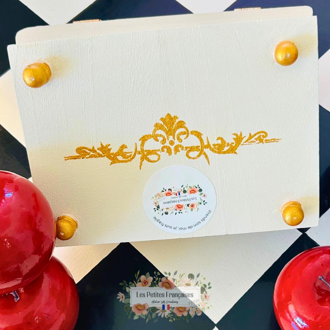 Le Coffret de Blanche Neige - Coffret de Contes - Sculpture d'Art Unique