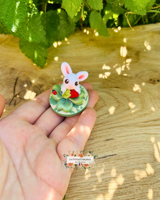 Emile - Lapin Trèfle Porte-Bonheur - Sculpture d'Art Unique