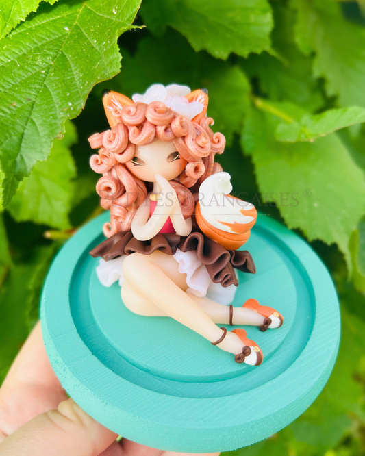 Poupée artisanale Annelise renarde figurine de collection fait main France, fougeres chataignier ecureuil fin ete automne, cadeau Noel femme original, pièce unique 4/4, artisanat français Les Petites Françaises