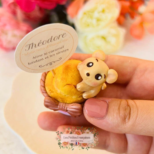 Théodore - Petit Ourson Caramel - Sculpture d'Art Unique