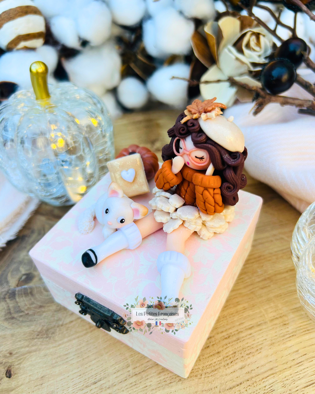 Angélique - Boîte Poupée Automne - Sculpture d'Art Unique