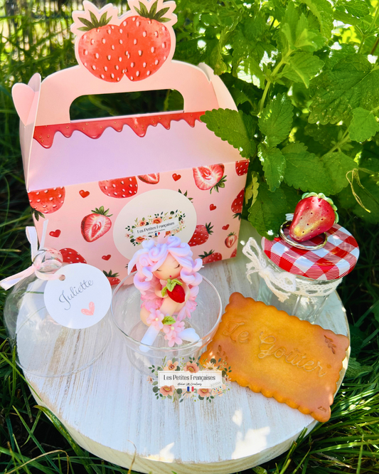 Coffret Cadeau Juliette – Sculpture d'Art Unique sous Cloche - Biscuit & Porte-Clé