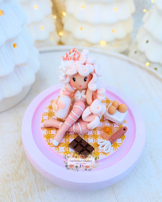 Dana - Lutine Pâtissière - Sculpture d'Art Unique