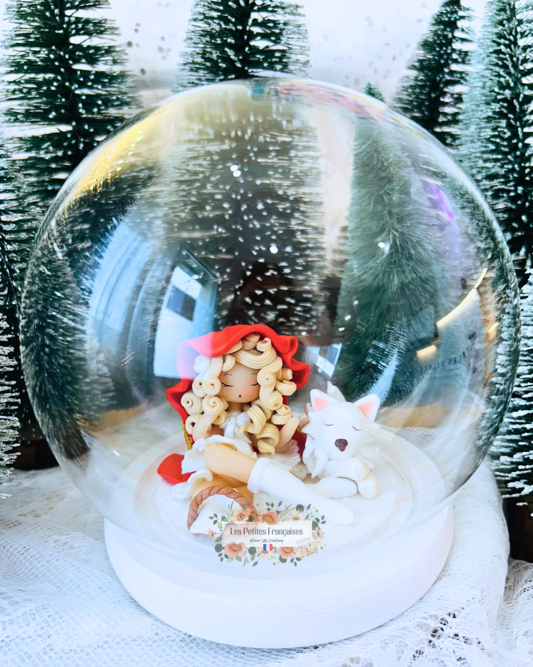 Le Petit Chaperon Rouge - Sculpture d'Art Unique