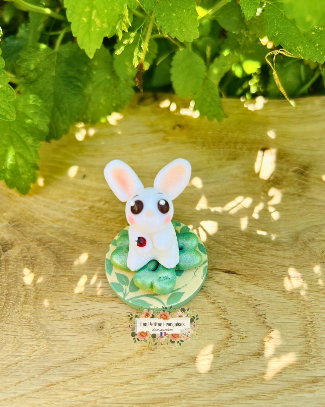 Hugo - Lapin Trèfle Porte-Bonheur - Sculpture d'Art Unique