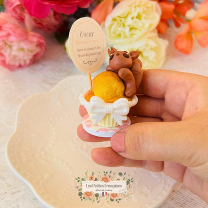 Oscar - Petit Écureuil Roux - Sculpture d'Art Unique