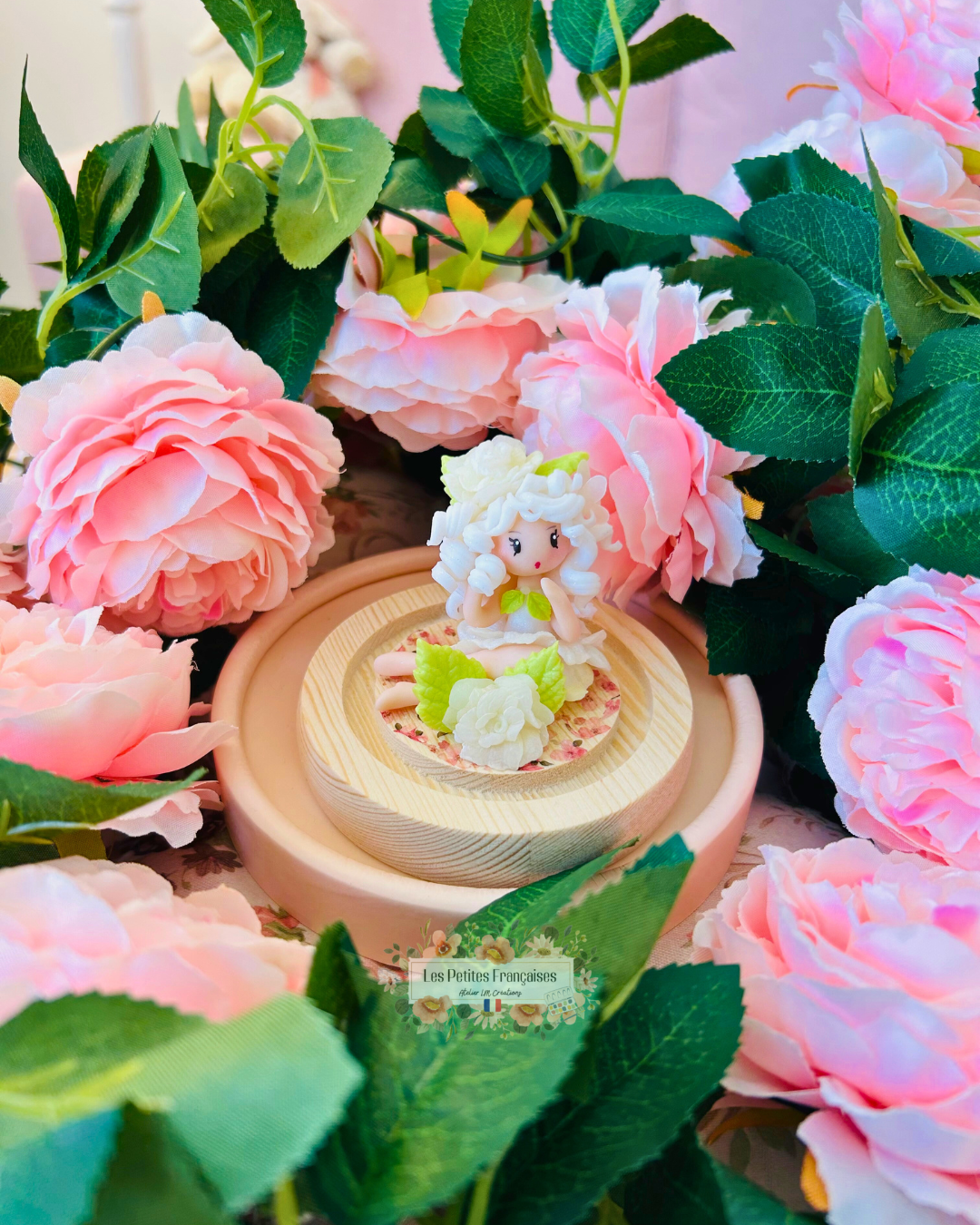 Célestine - Sculpture d'Art Unique Parfumé - Sous Cloche