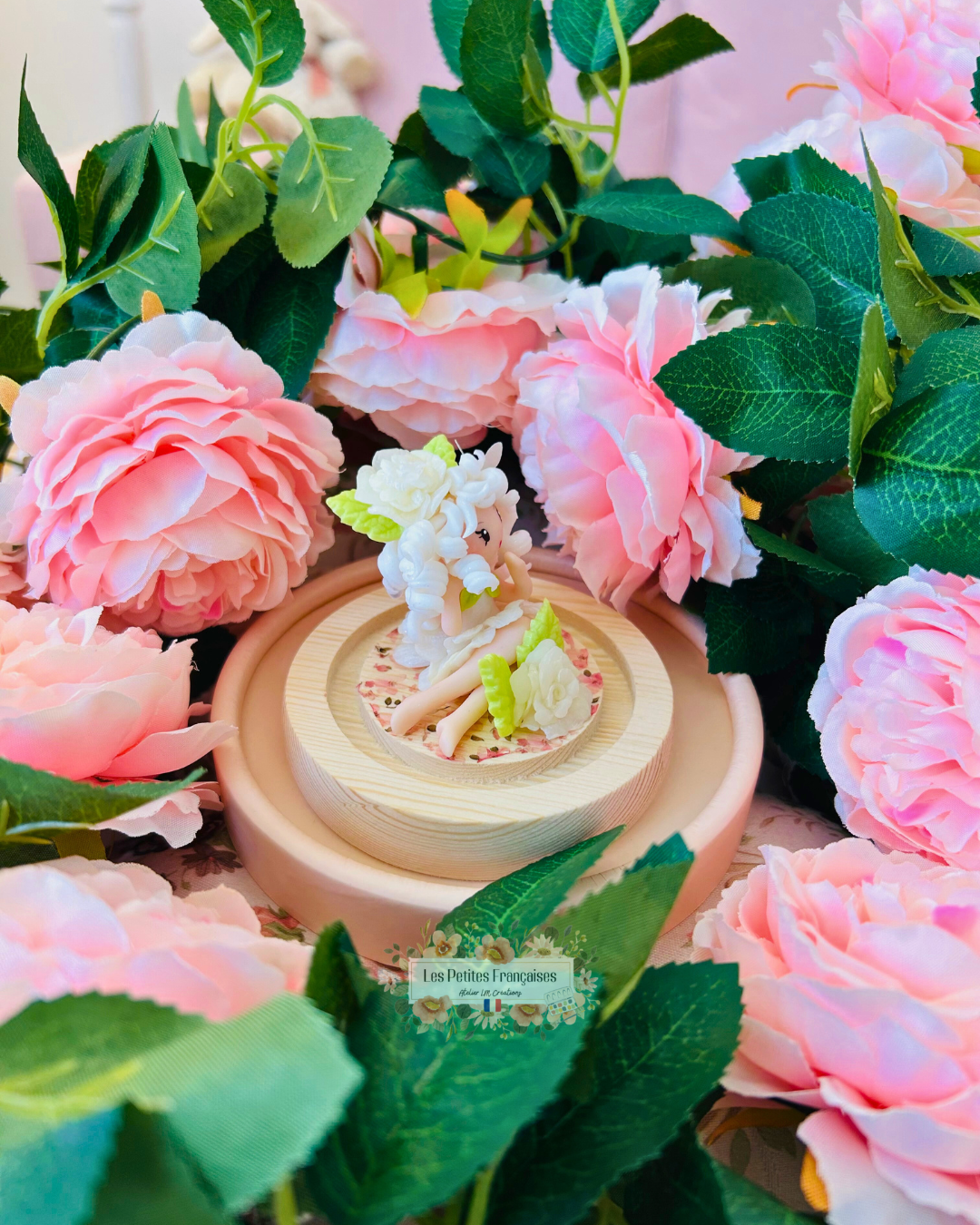 Célestine - Sculpture d'Art Unique Parfumé - Sous Cloche