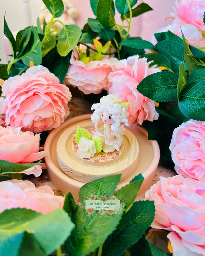 Célestine - Sculpture d'Art Unique Parfumé - Sous Cloche