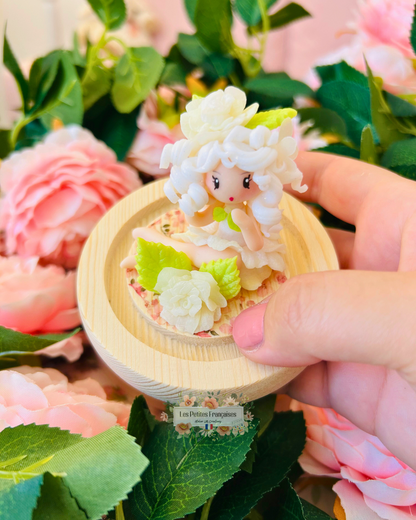 Célestine - Sculpture d'Art Unique Parfumé - Sous Cloche