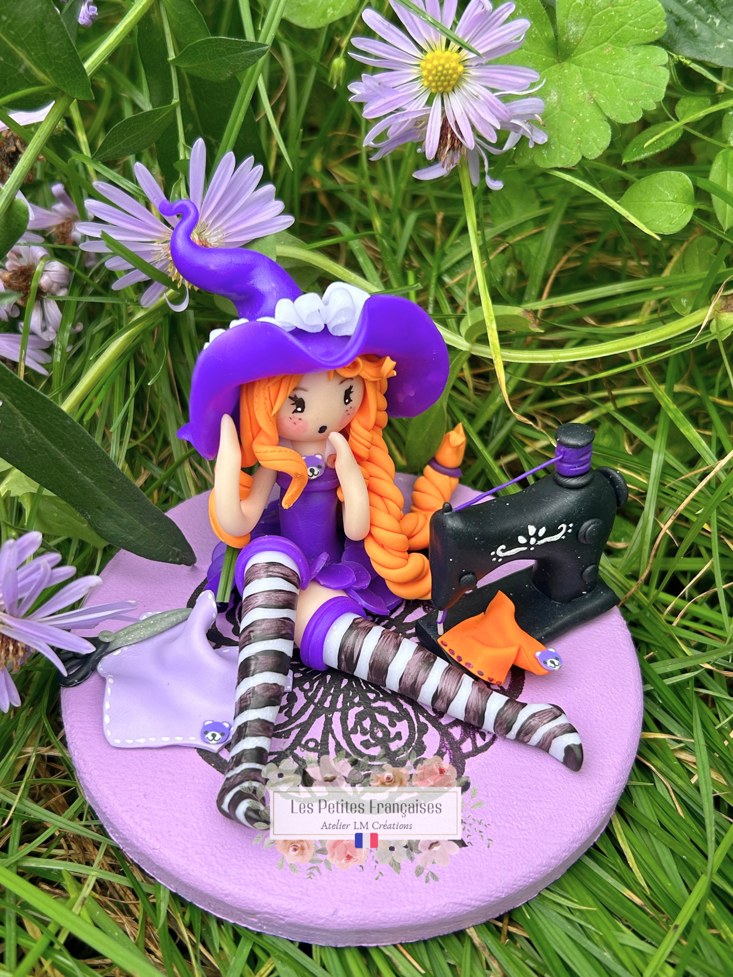 Caroline - Sorcière Couturière - Sculpture d'Art Unique