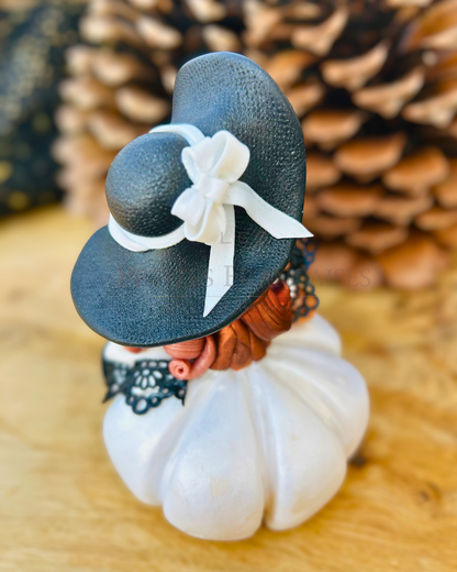 Poupée artisanale Garance figurine de collection fait main France, boucles roses dorees petales seches lierre automne, cadeau Noel femme original, pièce unique 4/5, artisanat français Les Petites Françaises