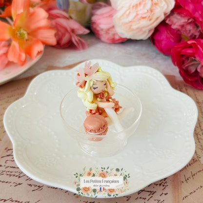 Éloïse - Sculpture d'Art Unique Parfumé - Sous Cloche