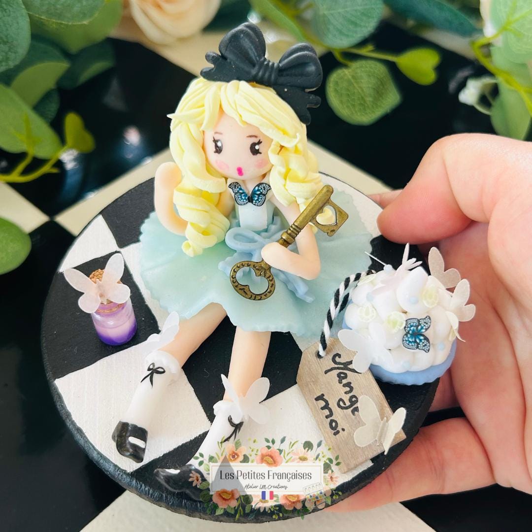 Alice - Alice au Pays des Merveilles - Sculpture d'Art Unique