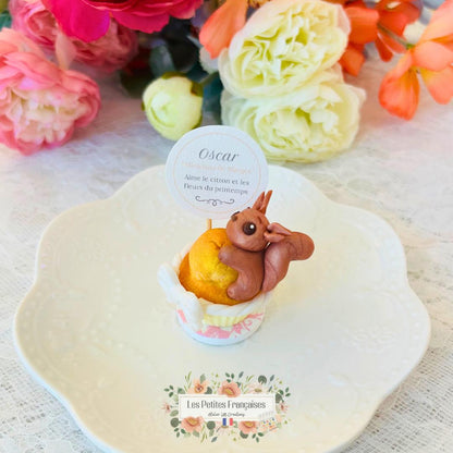 Oscar - Petit Écureuil Roux - Sculpture d'Art Unique