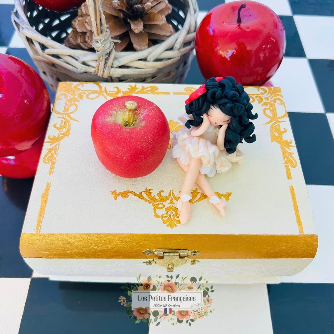 Le Coffret de Blanche Neige - Coffret de Contes - Sculpture d'Art Unique