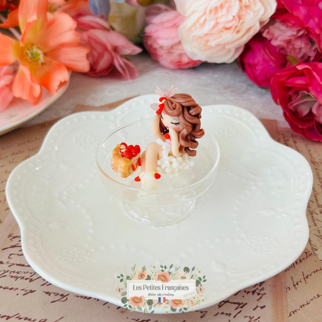 Charlotte - Sculpture d'Art Unique Parfumé - Sous Cloche