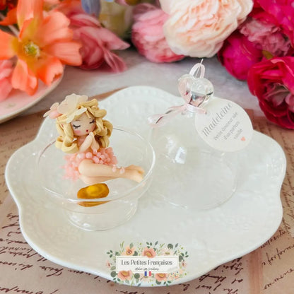 Madeleine - Sculpture d'Art Unique Parfumé - Sous Cloche