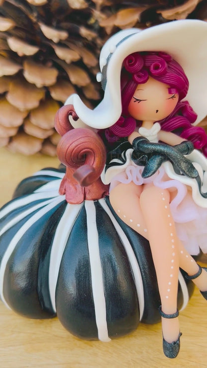 Viviane – Poupée Artisanale | Les Petites Françaises®