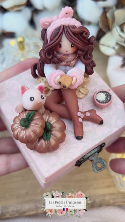 Mathilde - Boîte Poupée Automne - Sculpture d'Art Unique